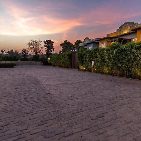 Downtown Resorts Nh8 Dhāruhera 외부 사진